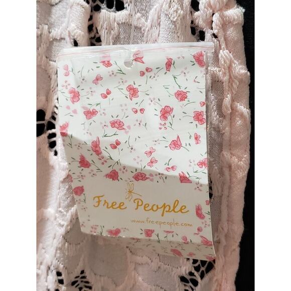 Free People Olivia Romantic Pink Lace Round Neck Flare Sleeve Blouse Size XS - Picture 9 of 15